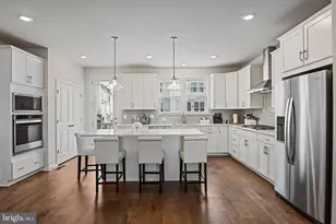 815 Sawback Sq NE, Leesburg, VA 20176 - Photo 2