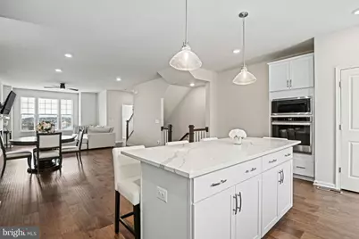 815 Sawback Square NE, Leesburg, VA 20176 - Photo 4