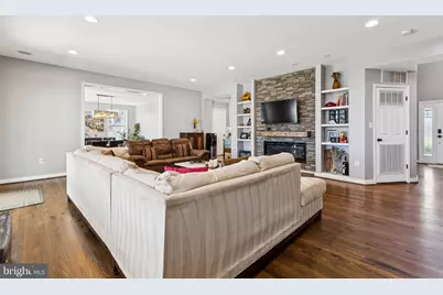 20364 White Oak Drive, Sterling, VA 20165 - Photo 8