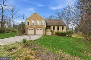 7 Wickham Ct, Sterling, VA 20165 - Photo 4