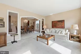 7 Wickham Ct, Sterling, VA 20165 - Photo 8