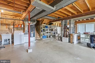 7 Wickham Ct, Sterling, VA 20165 - Photo 30