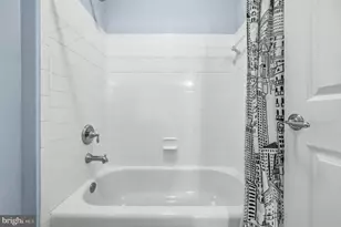 22732 Highcrest Cir, Brambleton, VA 20148 - Photo 32