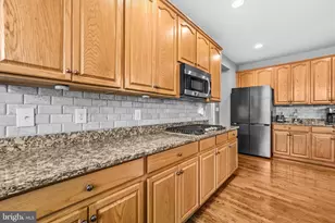 22732 Highcrest Cir, Brambleton, VA 20148 - Photo 20