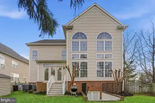 22732 Highcrest Cir, Brambleton, VA 20148 - Photo 50