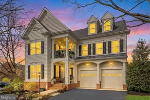 22732 Highcrest Cir, Brambleton, VA 20148 - Photo 2