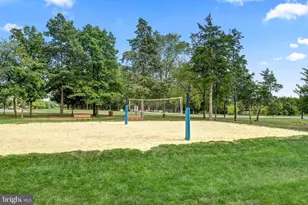 22732 Highcrest Cir, Brambleton, VA 20148 - Photo 56