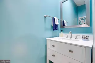 13300 April Cir, Lovettsville, VA 20180 - Photo 24