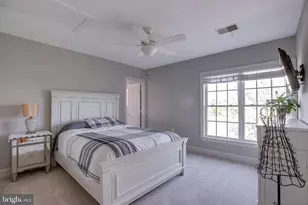 13300 April Cir, Lovettsville, VA 20180 - Photo 32