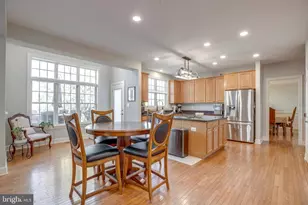 13300 April Cir, Lovettsville, VA 20180 - Photo 8
