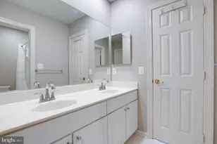 13300 April Cir, Lovettsville, VA 20180 - Photo 44