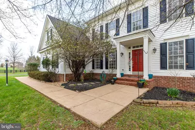13300 April Circle, Lovettsville, VA 20180 - Photo 4