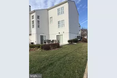 17652 Marbury Street, Round Hill, VA 20141 - Photo 6