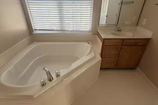 25834 Kirkwood Square, Chantilly, VA 20152 - Photo 20