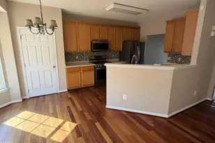 25834 Kirkwood Square, Chantilly, VA 20152 - Photo 8