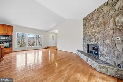 17536 Mariah Mountain Lane, Round Hill, VA 20141 - Photo 18