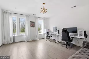 20246 Northpark Dr, Ashburn, VA 20147 - Photo 10