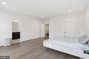 20246 Northpark Dr, Ashburn, VA 20147 - Photo 12