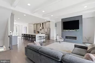 20246 Northpark Dr, Ashburn, VA 20147 - Photo 4