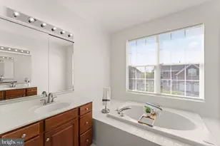 20110 Muirfield Village Ct, Ashburn, VA 20147 - Photo 36