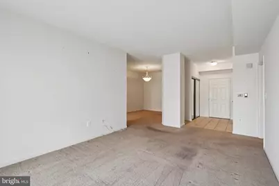 19375 Cypress Ridge Terrace #409, Leesburg, VA 20176 - Photo 8