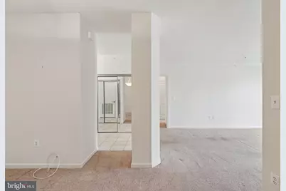 19375 Cypress Ridge Terrace #409, Leesburg, VA 20176 - Photo 12