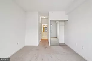 19375 Cypress Ridge Terrace, Leesburg, VA 20176 - Photo 20