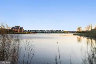 23117 Cottonwillow Sq, Brambleton, VA 20148 - Photo 84