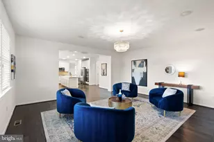 42222 Cameron Parish Dr, Ashburn, VA 20148 - Photo 4