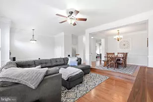 20060 Northville Hills Terrace, Ashburn, VA 20147 - Photo 2