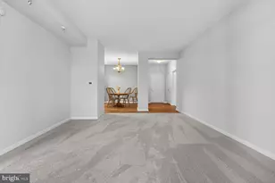 19360 Magnolia Grove Square, Leesburg, VA 20176 - Photo 10