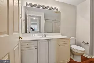 19360 Magnolia Grove Square, Leesburg, VA 20176 - Photo 14