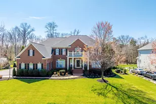 42679 Gulicks Landing Ct, Ashburn, VA 20148 - Photo 2