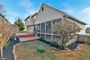 117 Connemara Dr, Sterling, VA 20164 - Photo 44