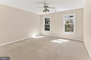 43884 Loganwood Ct, Ashburn, VA 20147 - Photo 16