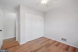 105 Baker Ln, Sterling, VA 20164 - Photo 24