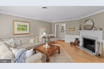 521 S Nursery Avenue, Purcellville, VA 20132 - Photo 6