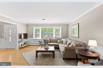 521 S Nursery Avenue, Purcellville, VA 20132 - Photo 8