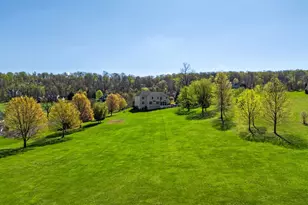 15242 Bankfield Dr, Waterford, VA 20197 - Photo 2