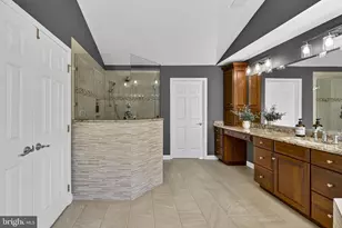 15242 Bankfield Dr, Waterford, VA 20197 - Photo 34