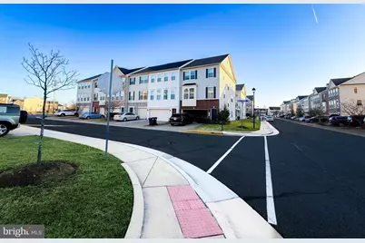 42258 Dean Chapel Square, Chantilly, VA 20152 - Photo 32