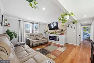 557 Rockbridge Dr SE, Leesburg, VA 20175 - Photo 8