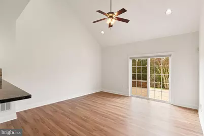 20459 Valley Falls, Ashburn, VA 20147 - Photo 16