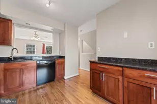 21673 Hazelnut Square, Sterling, VA 20164 - Photo 6