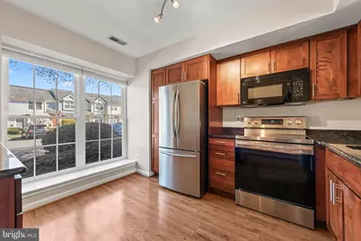 21673 Hazelnut Square #172, Sterling, VA 20164 - Photo 8