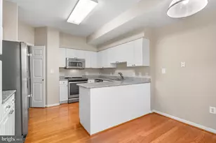 19355 Cypress Ridge Terrace, Leesburg, VA 20176 - Photo 20