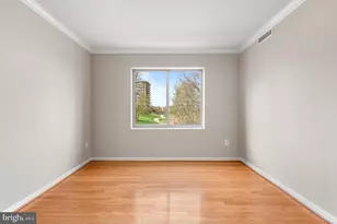 19355 Cypress Ridge Terrace, Leesburg, VA 20176 - Photo 24