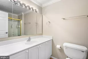 19355 Cypress Ridge Terrace, Leesburg, VA 20176 - Photo 30