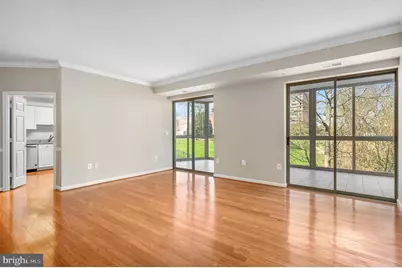 19355 Cypress Ridge Terrace #219, Leesburg, VA 20176 - Photo 4