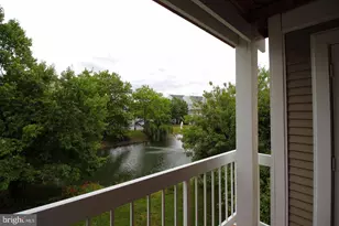 20602 Cornstalk Terrace, Ashburn, VA 20147 - Photo 2